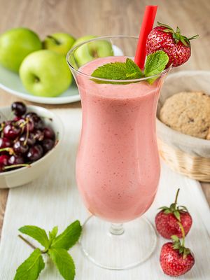 Geek B Strawberry Milkshake